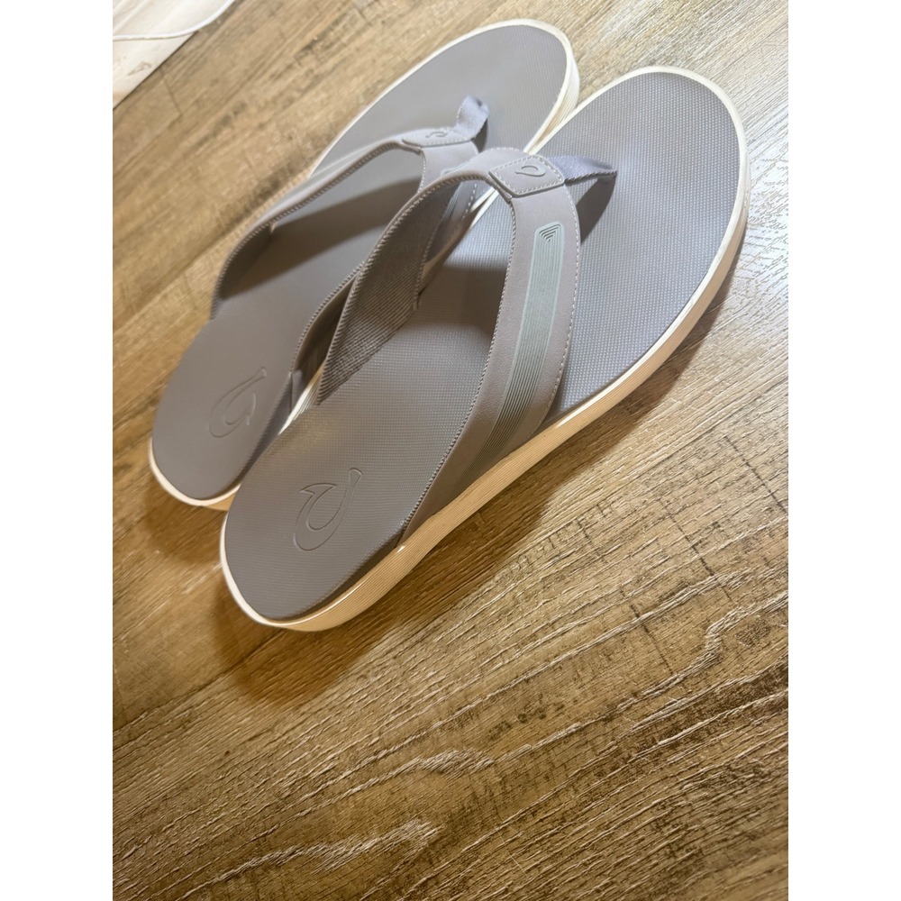 OluKai Leonard Mens Flip Flops Sharkskin Grey Sandals Size 14 10532-SJSJ